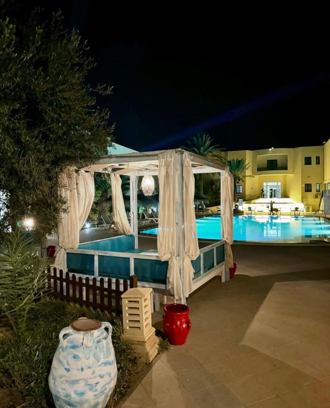 Hotel Diar Yassine Мидун Екстериор снимка