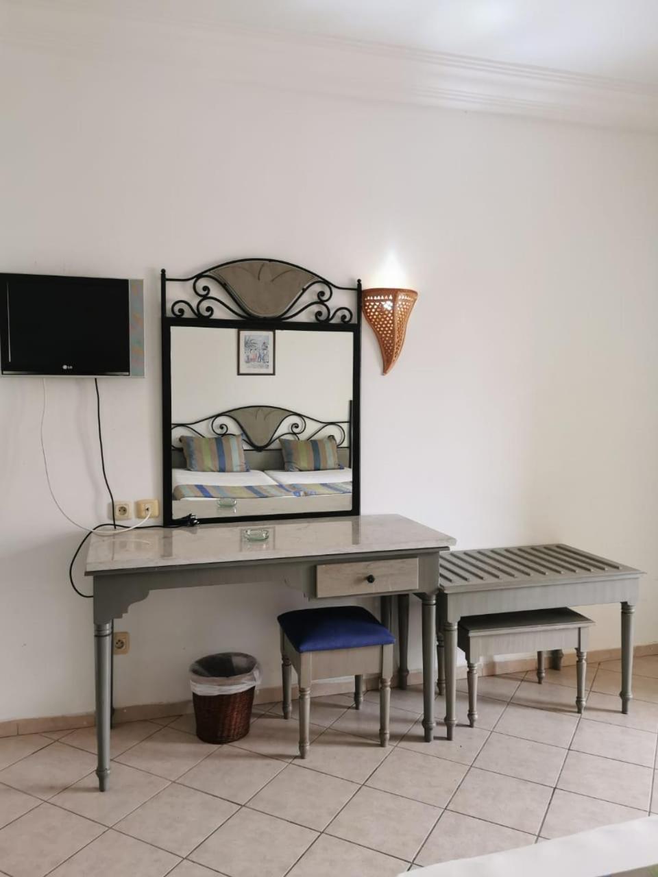 Hotel Diar Yassine Мидун Екстериор снимка